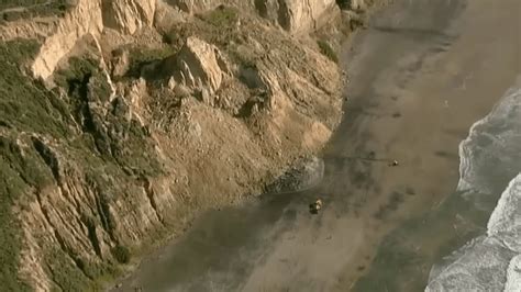 Jan 20, 2023 · San Diego Police Department and city Fire-Rescue Department confirmed a massive cliff bluff collapse occurred above Black’s Beach Friday. The landslide took place at about 2:30 p.m. near the...